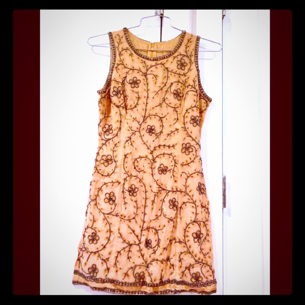 ☀️Anthropologie beaded floral tunic